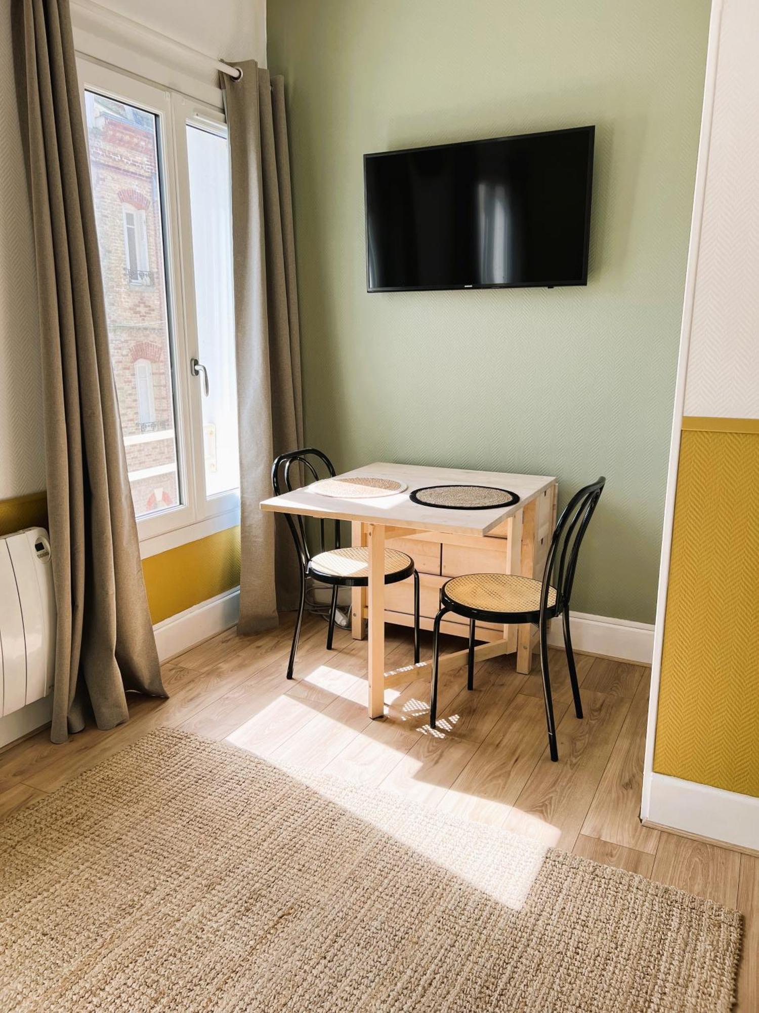 Appartement Nid Douillet 梅尔·莱斯·拜恩斯 外观 照片