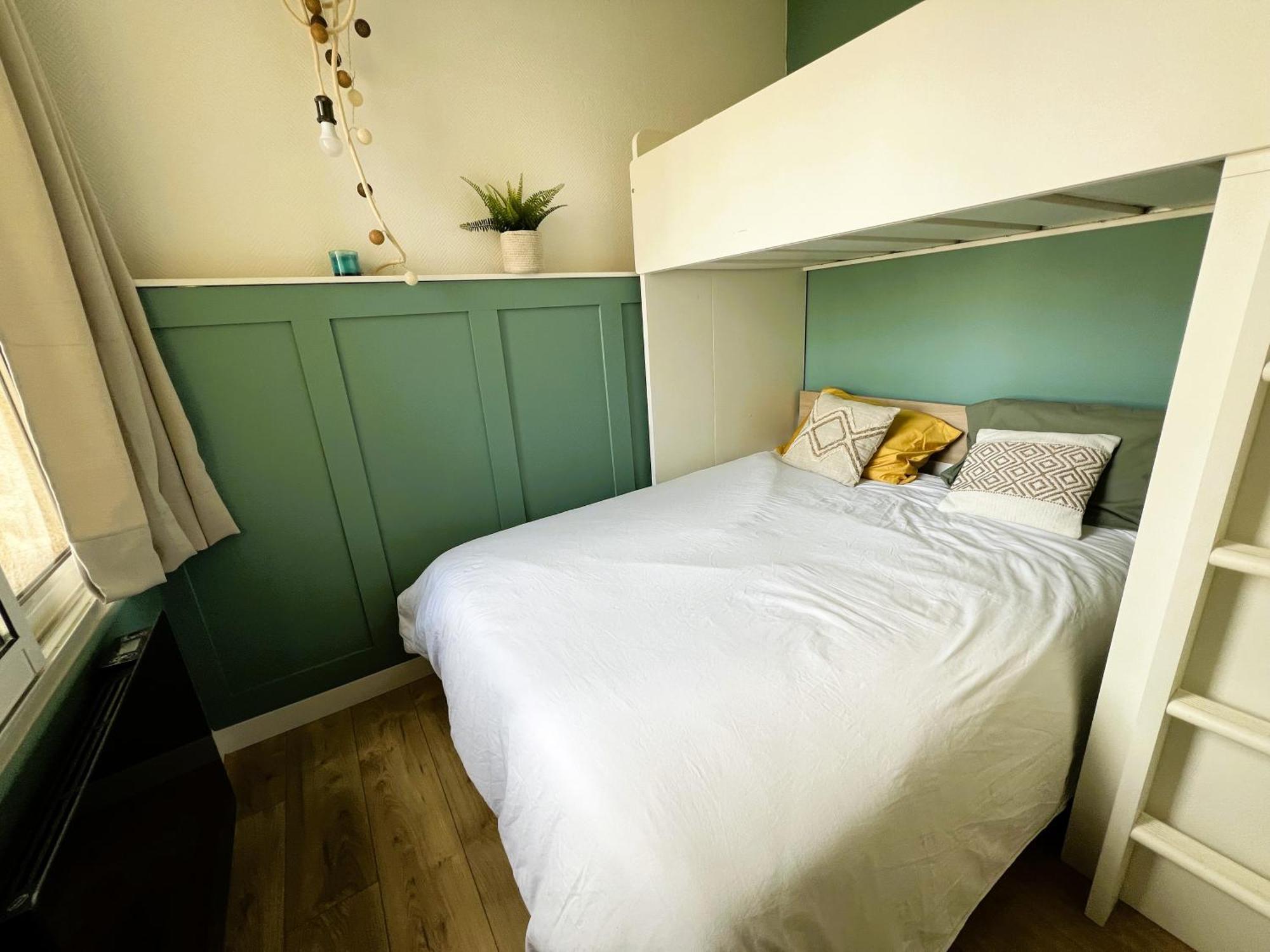 Appartement Nid Douillet 梅尔·莱斯·拜恩斯 外观 照片